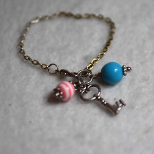 Trendy Chic Dangle Silver Tone Link Chain Blue/Pink Beads Key Charm Bracelet
